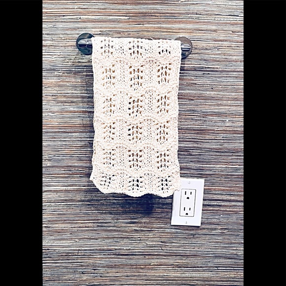 Pair of Ecru Hand Knitted Hand Towels, 24 x 7”, NEVER USED, Farmhouse Style - Picture 1 of 4